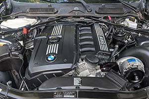 BMW 3シリーズ E90／E91(05-12) エンジン周り カスタムパーツ
