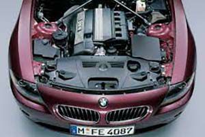 BMW Z4 エンジン周り カスタムパーツ