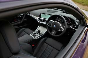 BMW 2シリーズ G42 内装 カスタムパーツ