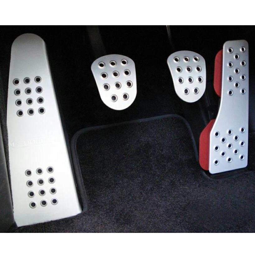 ポルシェ 996・997等 4ピースアルミペダルセット(ゴム無)【Rennline】 商品装着イメージ画像