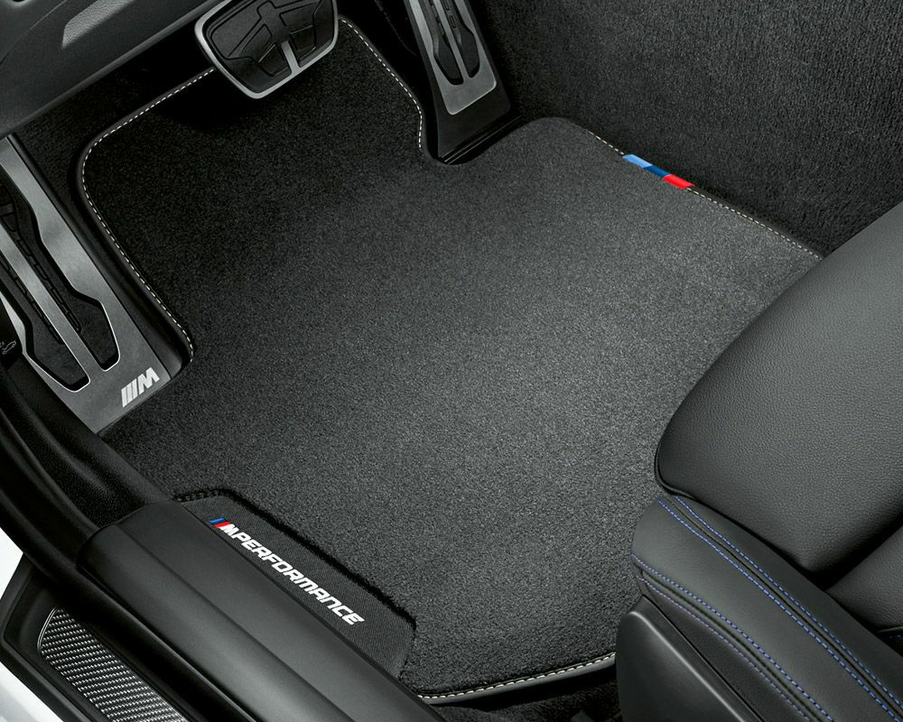 BMW 4シリーズ G22/G23/G26/G82 フロアマット カスタムパーツ専門店 