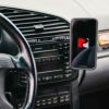 BMW 3シリーズ(E36)専用 マグネット・スマホホルダー【Rennline】　商品取り付け時のイメージ画像(運転席から)