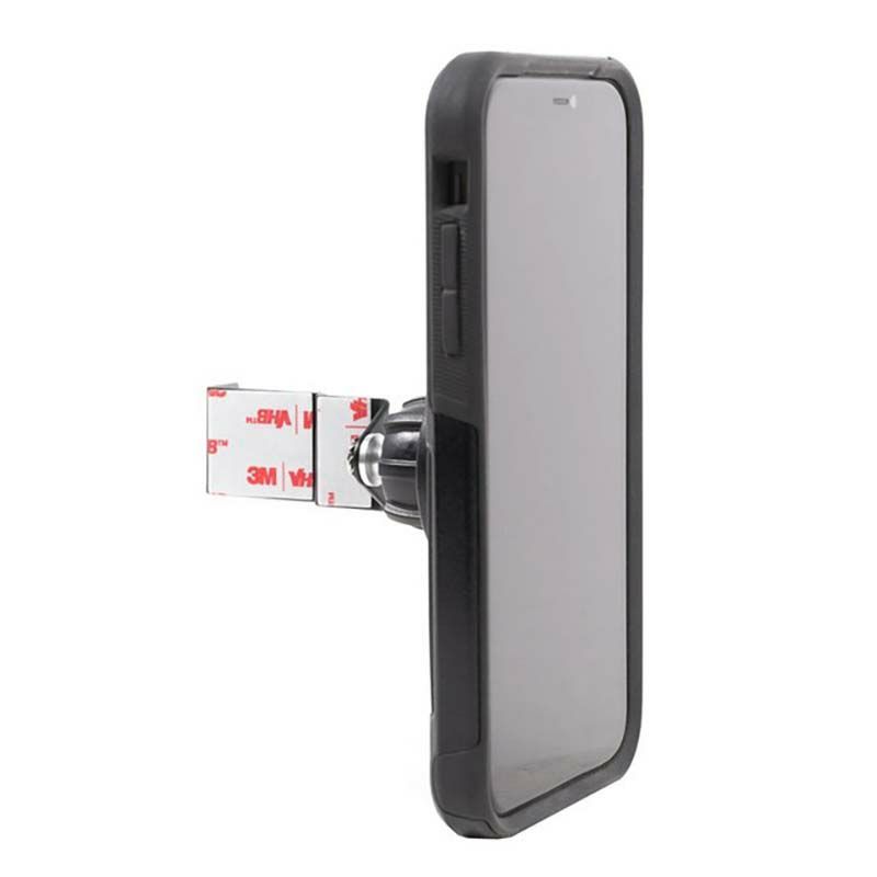 フォルクスワーゲン ティグアン(AD1)専用 マグネット・スマホホルダー【Rennline】　スマホ装着時の商品本体画像(斜め前から)