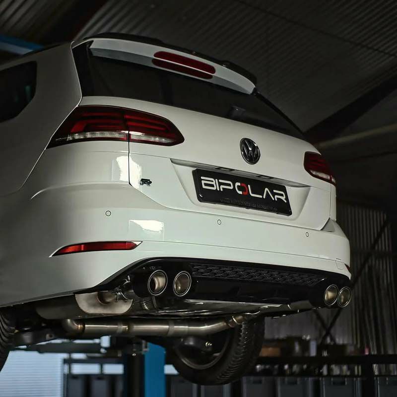 VW ゴルフ7Rヴァリアント ECE認証 可変バルブマフラー(4本出しクローム